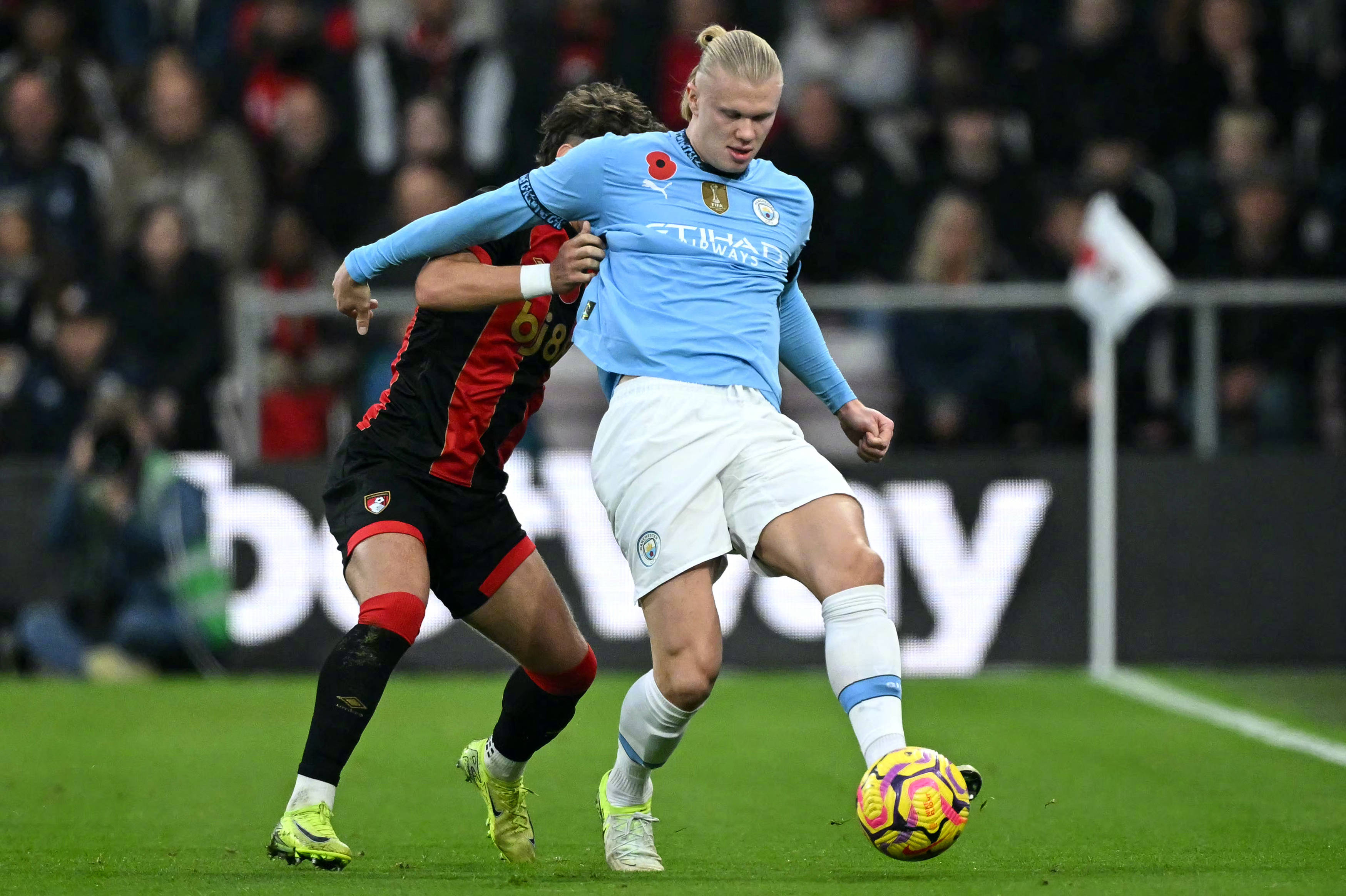 曼城客场不敌伯恩茅斯，遭遇连败